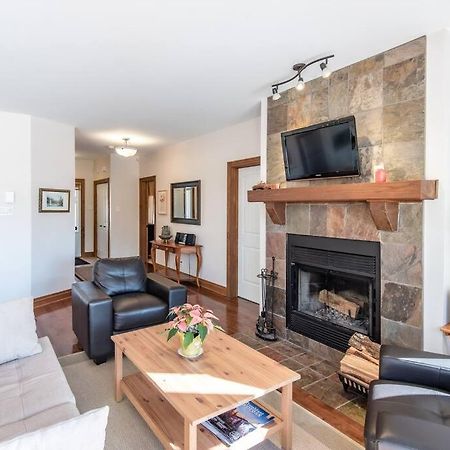 Condo On Golf Near Bike Trail W/ 2 Bdrm 2 Bath Mont-Tremblant Kültér fotó