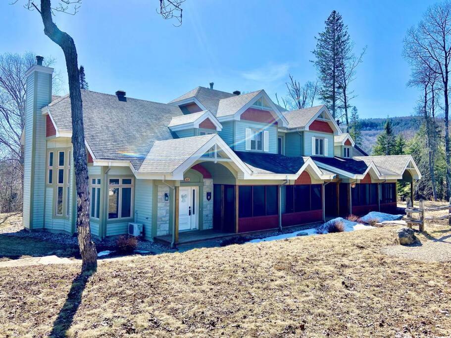 Condo On Golf Near Bike Trail W/ 2 Bdrm 2 Bath Mont-Tremblant Kültér fotó